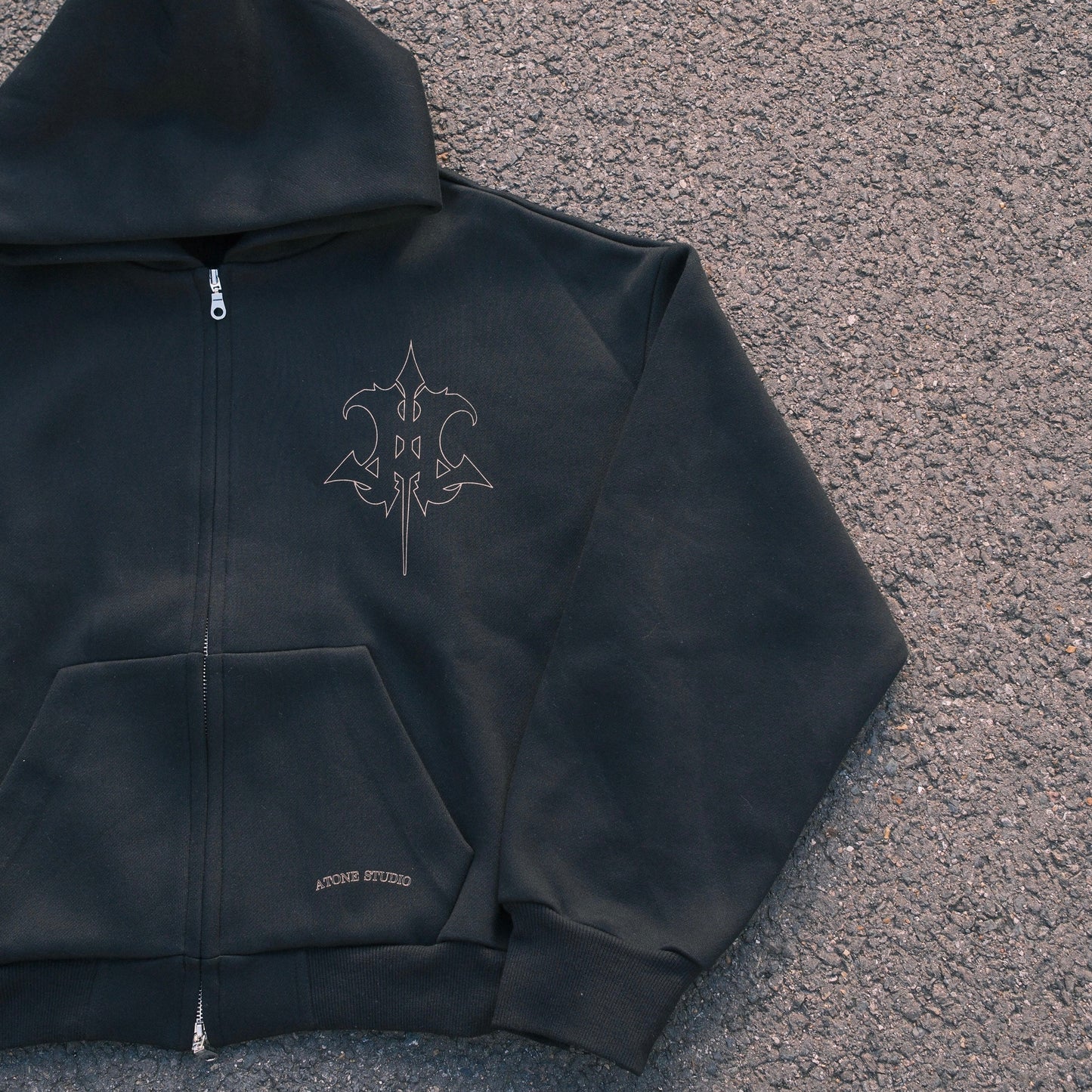 HEAVYWEIGHT JACKET
