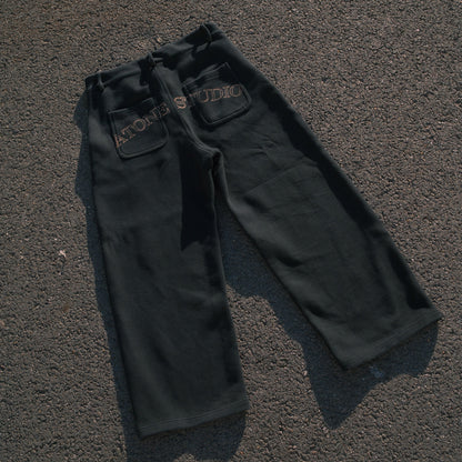 HEAVYWEIGHT TRACKPANTS