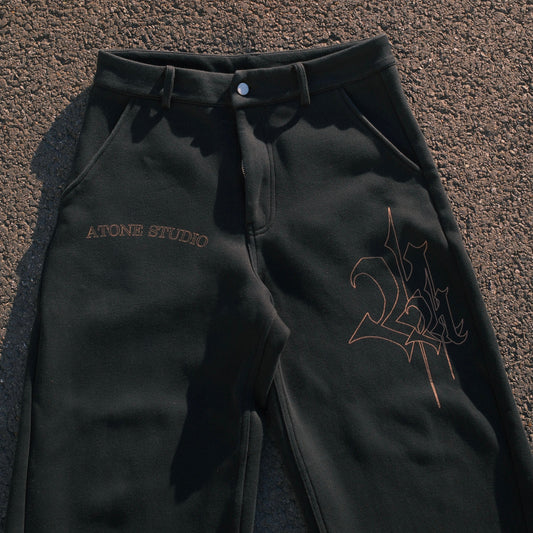HEAVYWEIGHT TRACKPANTS